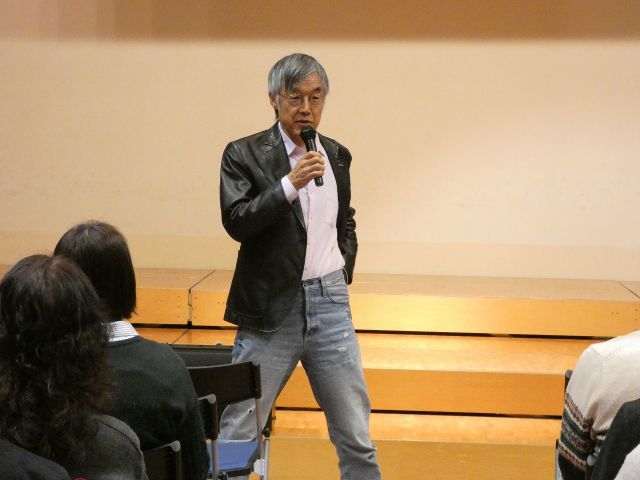 18年春の全園研究会 高橋源一郎さんを招いて ぼくらの学校なんだぜ トピックス 中学校 明星学園 中学校 明星学園